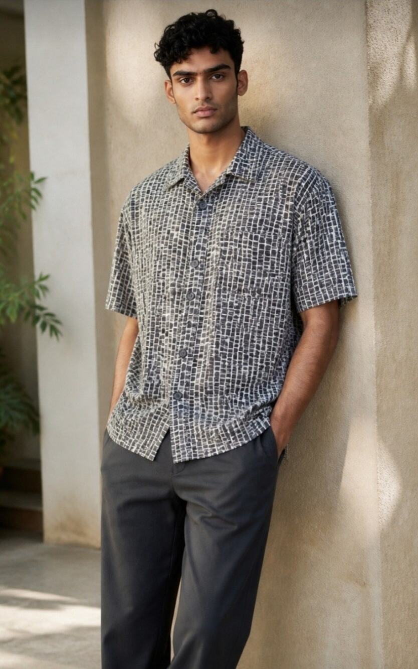 Tommy Bahama "Poolside Tiles" 100% Silk Button Up Shirt Gray Mens XXL Resortwear